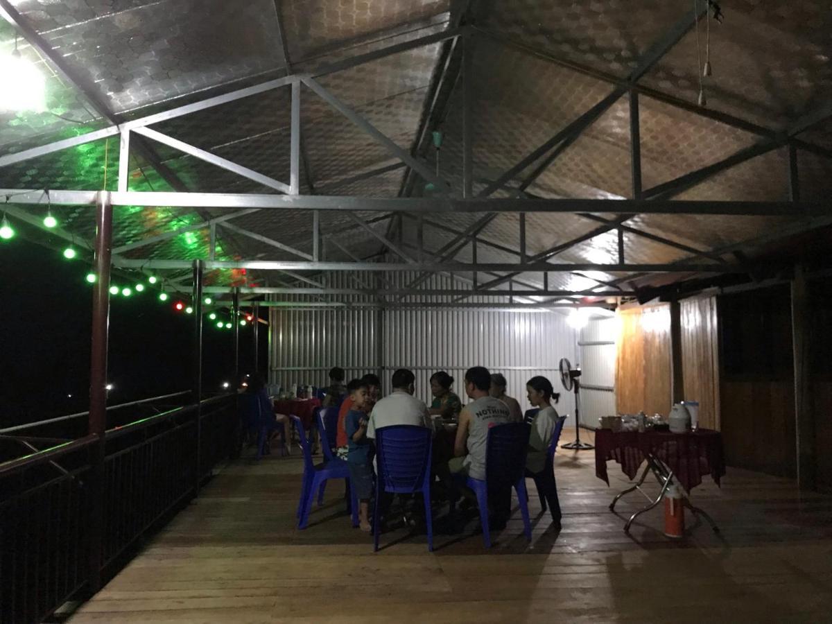 Hoang Quan Homestay Ba Be Buitenkant foto