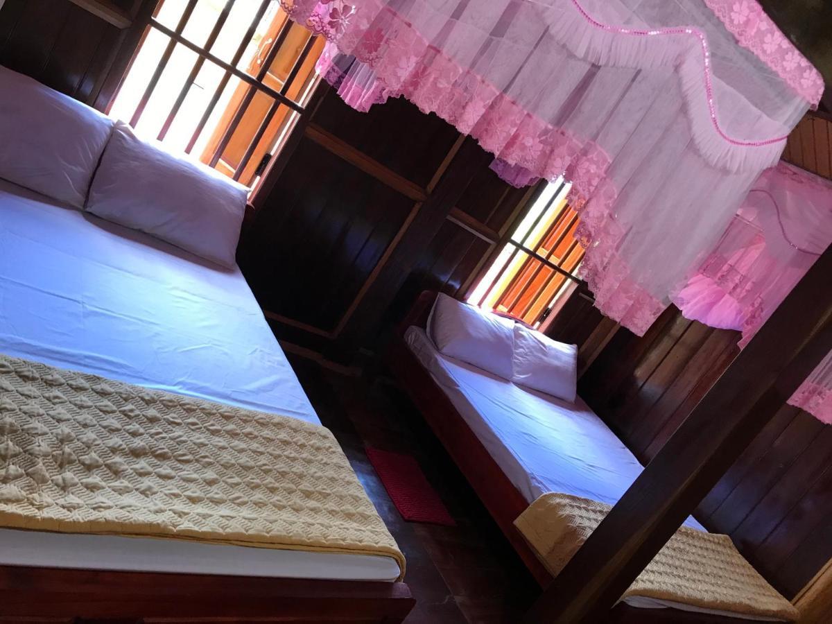 Hoang Quan Homestay Ba Be Buitenkant foto