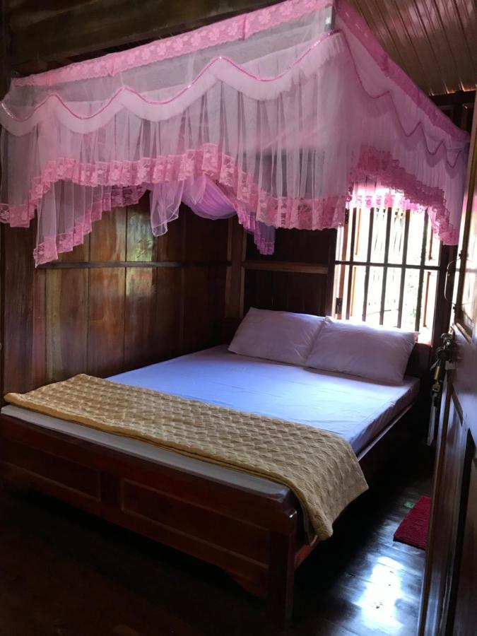Hoang Quan Homestay Ba Be Buitenkant foto