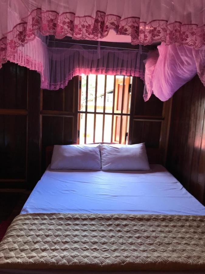 Hoang Quan Homestay Ba Be Buitenkant foto