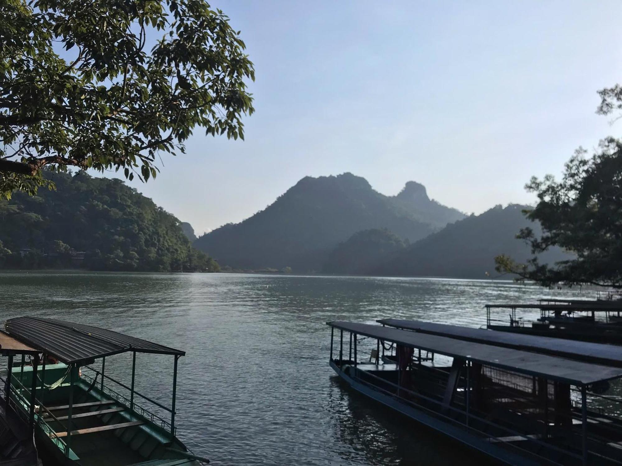 Hoang Quan Homestay Ba Be Buitenkant foto