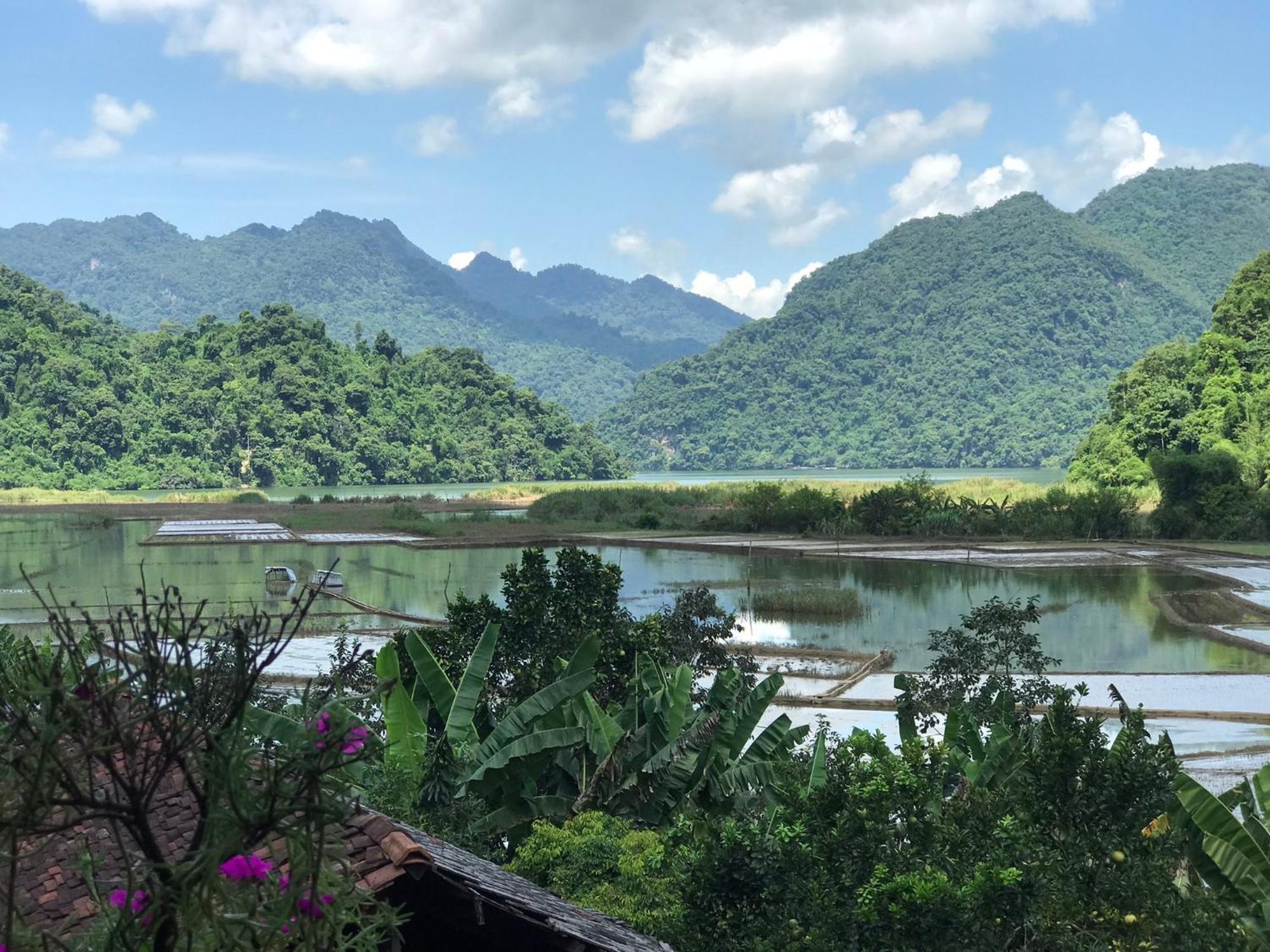 Hoang Quan Homestay Ba Be Buitenkant foto